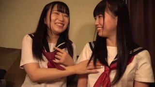 Yui &amp; Chiharu - Full RAW Threesome - Cena1 - 2