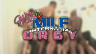 Wild Milf Interracial Orgy - Szene1 - 1