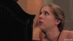Captura de 'This Ain't Girls XXX: This Is A Parody' nº 129