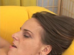 Captura de 'I Wanna Cum Inside Your Step Mom' nº 78