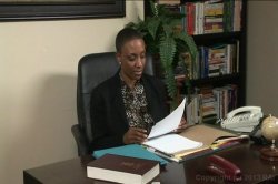 Captura de 'Lesbian Office Seductions 3' nº 3