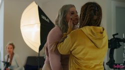 Captura de 'Treat Yourself 13' nº 64