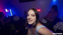 'Sneaky Sex 55' screenshot nº 79
