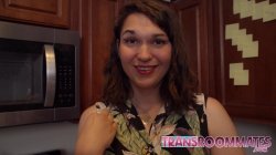 'Trans Beauty Excited To Fuck Her Idol' screenshot nº 21
