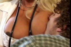 'Big Tit Nurses' screenshot nº 60