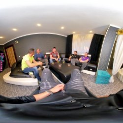 'My First Gangbang' screenshot nº 8