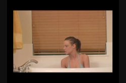 'Wet, Wild & Willing: Young Bathing Beauties' screenshot nº 4
