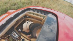 Captura de 'She Likes Jerking Off in Nice Cars' nº 15