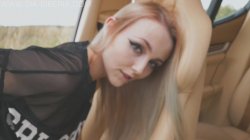 Captura de 'She Likes Jerking Off in Nice Cars' nº 46