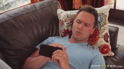 'Bubble Butt Anal Slut 5' screenshot nº 2