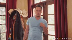 'Bubble Butt Anal Slut 5' screenshot nº 1