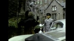 Captura de 'Mrs. Barrington' nº 7