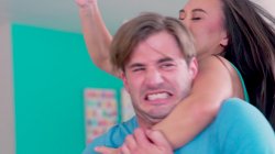 Captura de 'My Sister's First Threesome 11' nº 5