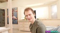 'Cute Cream Teen Liz Jordan First Time Threesome Creampie + Cum Mouth' screenshot nº 2
