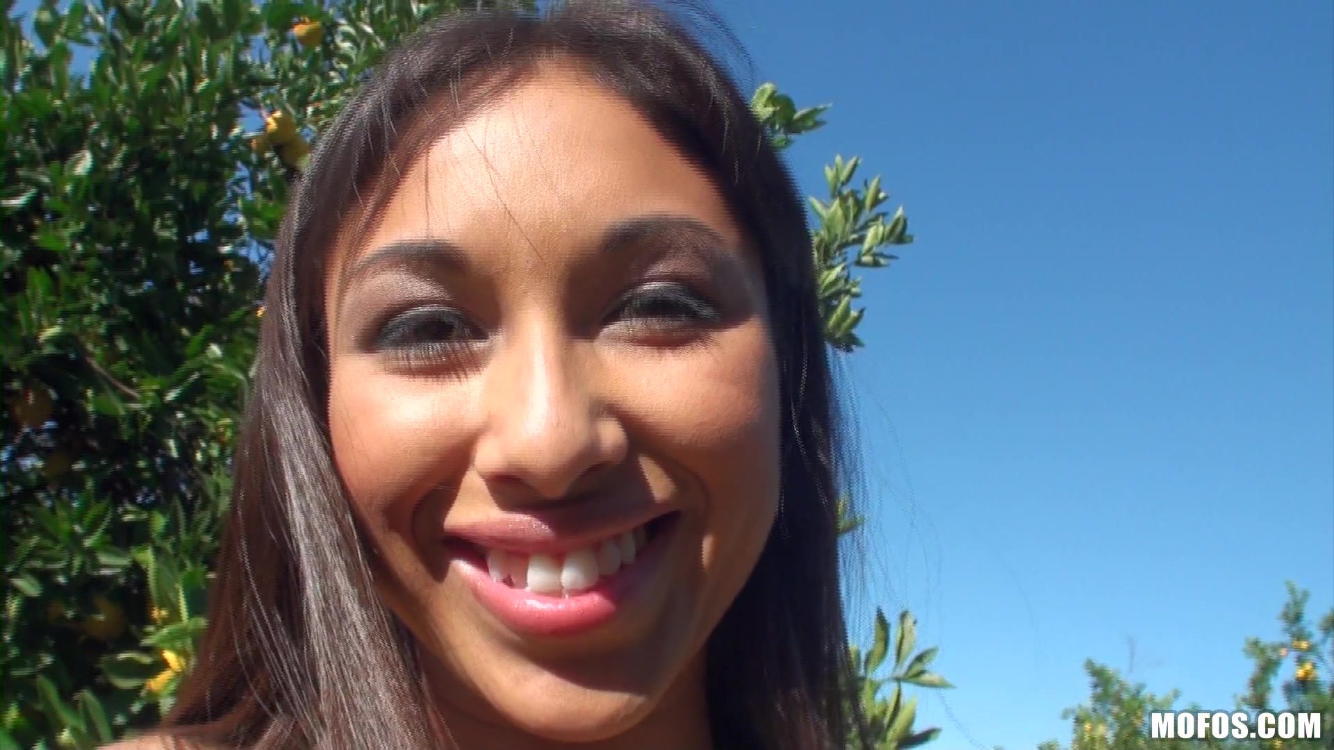 cali lee and sergio in answer #1592365