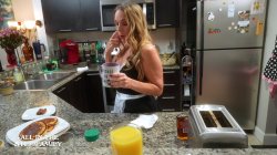 Captura de 'Fucking My Step Mom For Breakfast: Kymber Leigh' nº 34