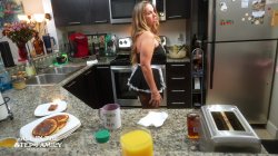 Captura de 'Fucking My Step Mom For Breakfast: Kymber Leigh' nº 36