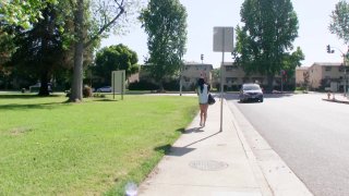 Real Amateurs Fuck For Dollars Vol. 2 - Scène3 - 1