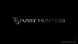 'TS Pussy Hunters - Nanny Doesn't Read Contract And Ends Up With Cream Pie Cum Dripping' screenshot nº 35
