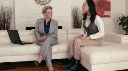 Captura de 'Oh My Mom 1' nº 1