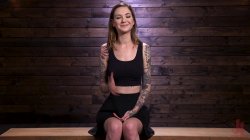 Captura de 'Fucking Machines - Sexy Alt Girl Rocky Emerson Has Nonstop Orgasms From Fucking Machines' nº 16