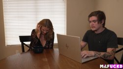 Captura de 'Mature Cougar Seduces her Boyfriend's Son' nº 9