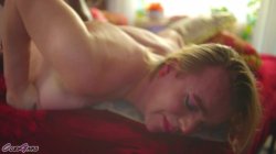 Captura de 'My Lesbian Vacation' nº 136