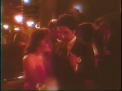 Captura de 'Original Theatrical Trailer - Girl's Best Friend' nº 5