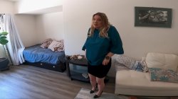 'Stepmom Lost the Bet and Pays with Pussy and Ass' screenshot nº 3