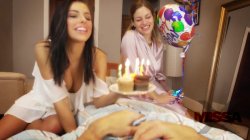 Captura de 'Happy Birthday To You II' nº 6