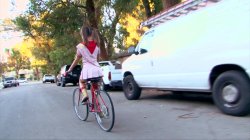 Captura de 'Girl Scout Scary Bike Rides' nº 3