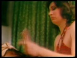 'Original Theatrical Trailer - Roommates' screenshot nº 15