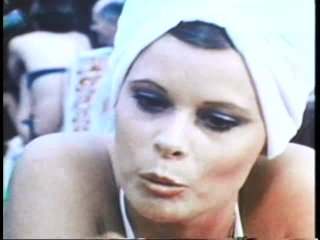 A Sweet Taste Of Honey (Original Director&#39;s Edition) - Scene5 - 3