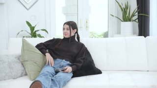 Virgin Petites Adoration - Scena3 - 1