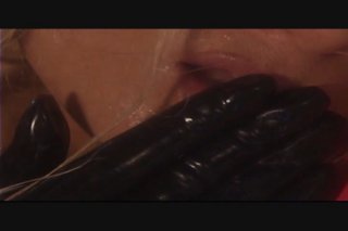 Lesbian Latex 2 - Cena4 - 6