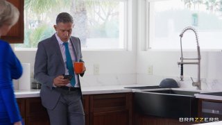 Hot and Mean 39 - Scene2 - 1