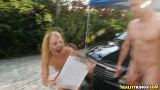 Smashing Teen Pussy - Escena2 - 6
