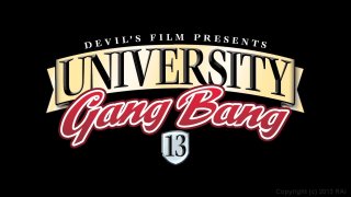 University Gang Bang 13 - Scène1 - 1