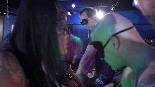 Magma Swingt Im Kinky Erlebniskino - Scena3 - 2