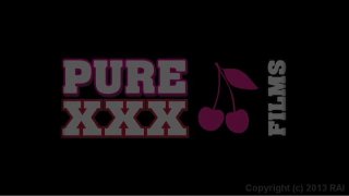 One In The Pink - Escena1 - 1