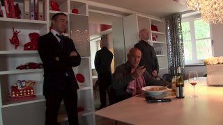 MILFS Fucking the Mob - Szene1 - 1