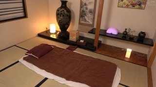 Sexual Negotiation with a Whipped Mature Woman - Escena2 - 1