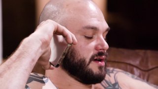 Just A Phone Call Away - Cena1 - 1