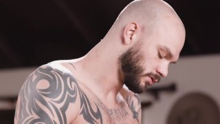 Just A Phone Call Away - Cena1 - 3