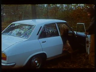 Hitchhiker Girls In Heat (French Language) - Scene2 - 4