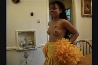 Black Cheerleader Search 4 - Escena2 - 1