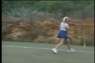 Babes Abroad - Escena6 - 1