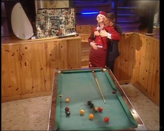 Poolhall Sex Junkies 2 - Szene4 - 1