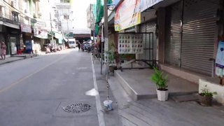 Tuk Tuk Patrol Pickup Vol. #34 - Scena3 - 1