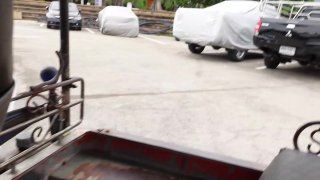 Tuk Tuk Patrol Pickup Vol. #34 - Scena5 - 1